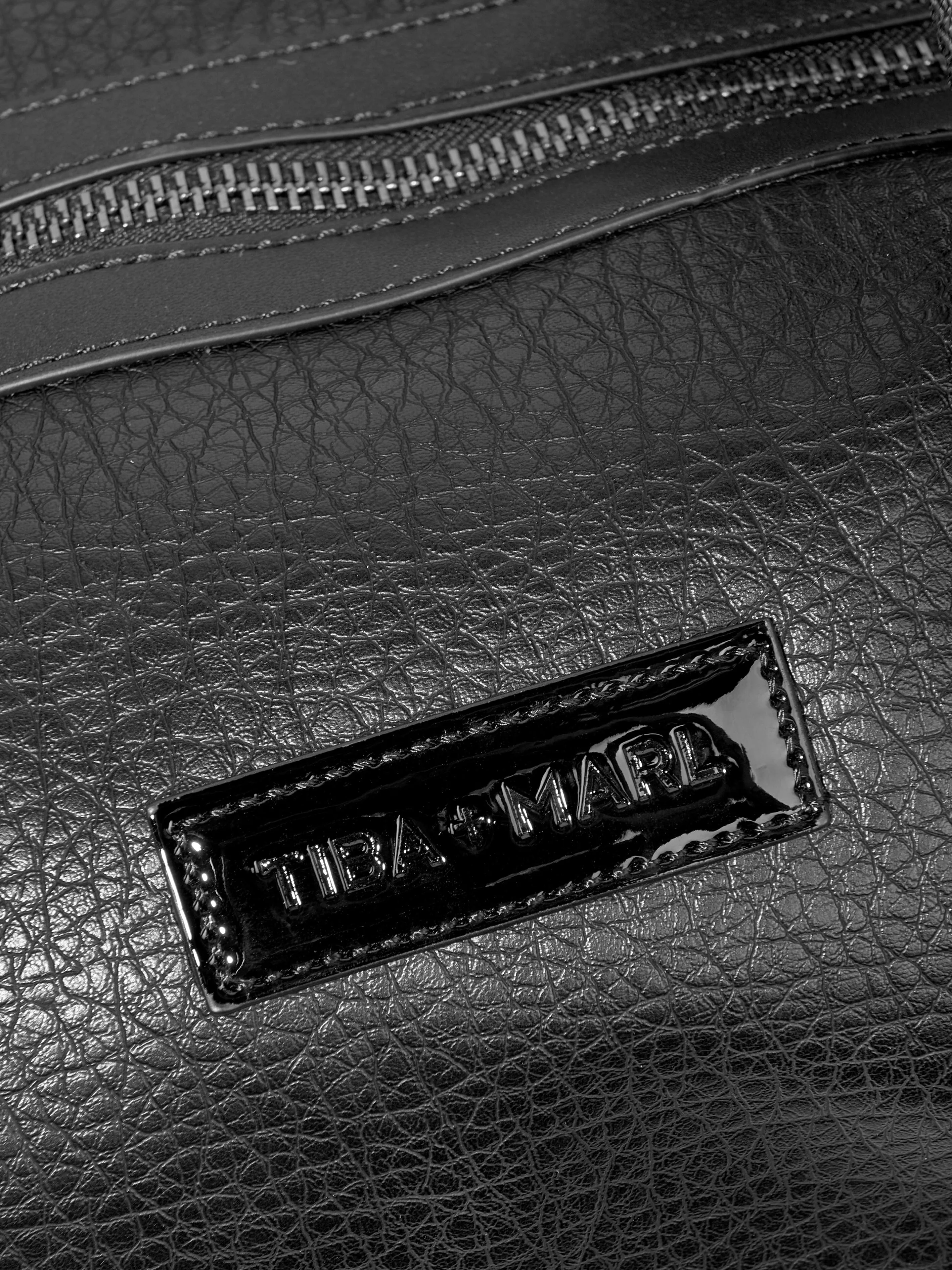 Baby Raf Changing Holdall in Black (41cm)