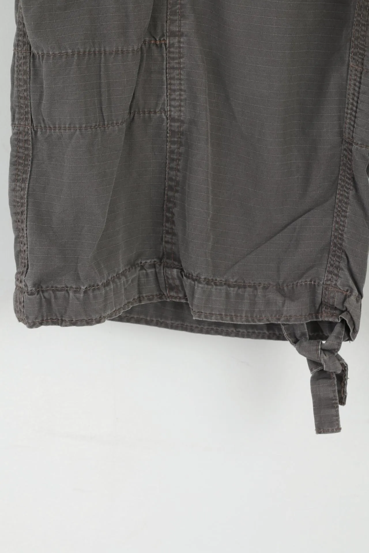 Calvin Klein Men 29 Shorts Grey Combat Capri Cotton Classic Bermuda