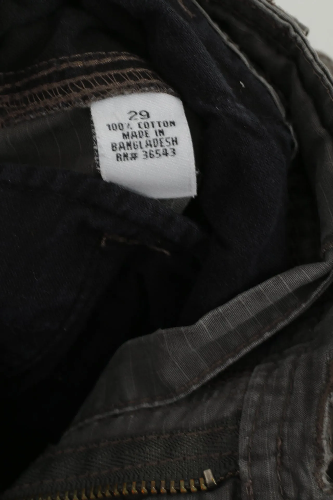 Calvin Klein Men 29 Shorts Grey Combat Capri Cotton Classic Bermuda