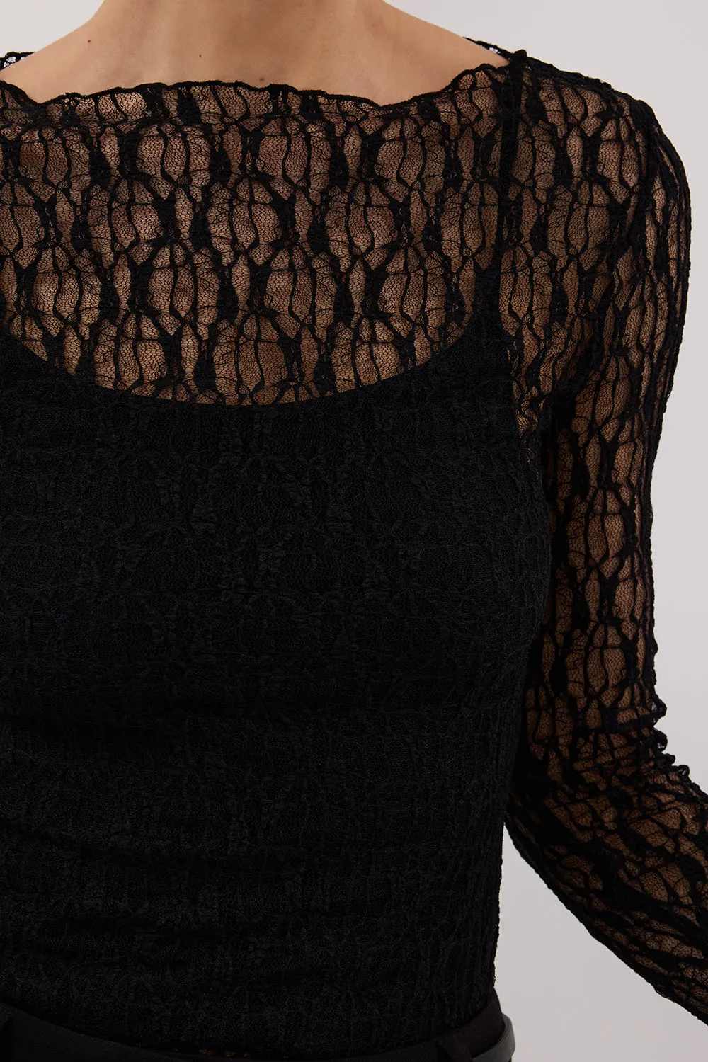 Dissh LIZZIE BLACK LACE LONG SLEEVE TOP