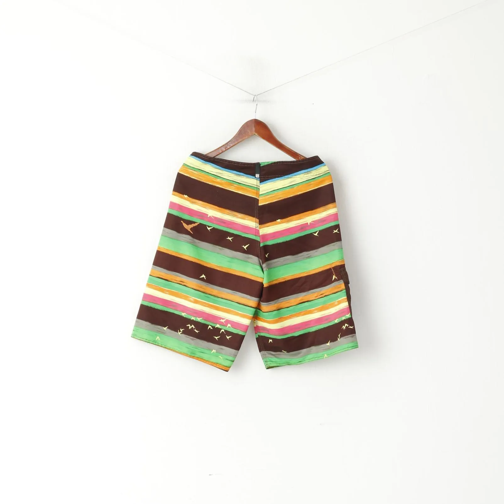 Islandhaze Men 32 M Shorts Multicolor Striped Summer Beach Bermuda