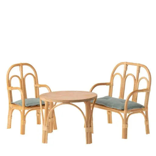 MEDIUM CHAIR RATTAN