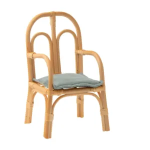 MEDIUM CHAIR RATTAN
