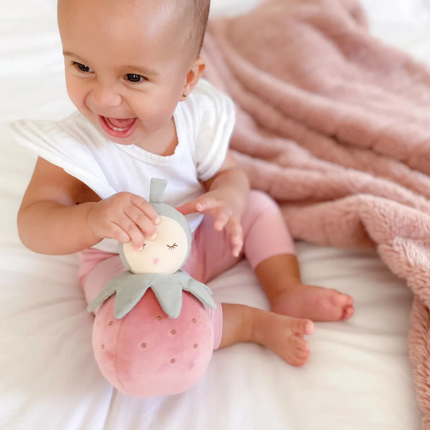 PINKY BERRY CHIME ACTIVITY TOY
